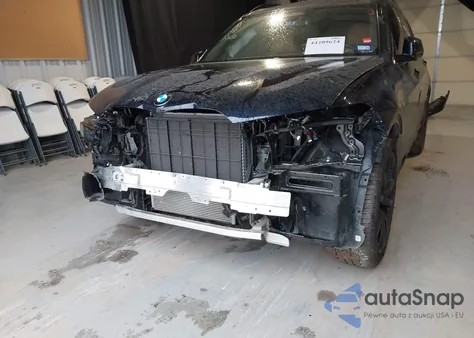 2024 BMW X7 xDrive40I z USA, uszkodzony, nr VIN 5UX23EM06R9U74159